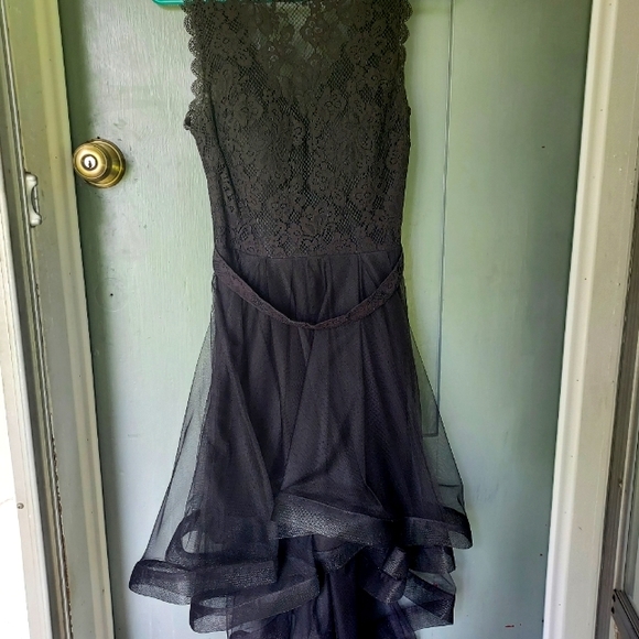 Black prom dress & sheer shoulder scarf/shawl - Picture 3 of 7